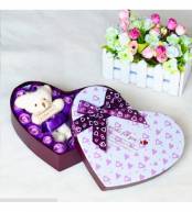 Hộp Trái Tim Hoa Hồng Sáp 18 Bông Tím