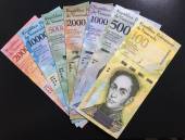 Bo-Venezuela-7-to-UNC-Menh-gia-lon-2017