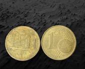 Xu-the-gioi-1-cent-Euro-suu-tam-Italy-voi-hinh-anh-toa-nha