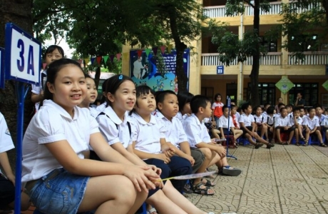 Tả một người thân (ông, bà, cha, mẹ, anh, em,…) của em. - Nguyễn Hương Giang - 5D
