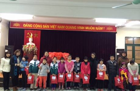 TẶNG QUÀ TẾT...