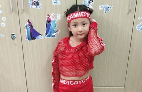 MS306 Hoàng Lê Yến Ngọc - Lớp 2D