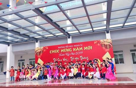 MS384 Tập Thể Lớp 1C