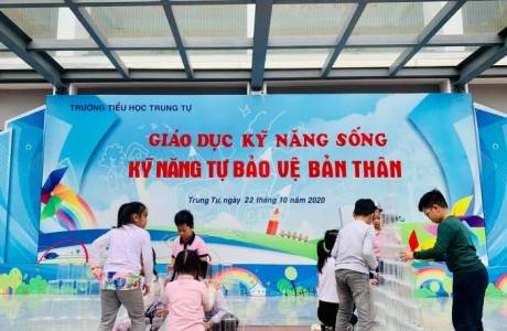 TỔ CHỨC DIỄN ĐÀN KĨ NĂNG SỐNG  HỌC KÌ I – NĂM HỌC 2020 - 2021