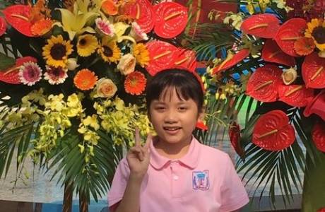 MS070 Nguyễn Ngọc Vân Hà lớp 3E