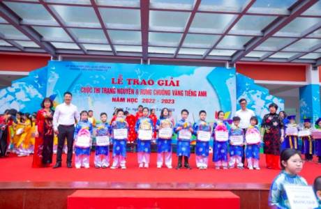 TRAO GIẢI TRẠNG NGUYÊN VÀ RUNG CHUÔNG VÀNG TIẾNG ANH TRƯỜNG TIỂU HỌC TRUNG TỰ