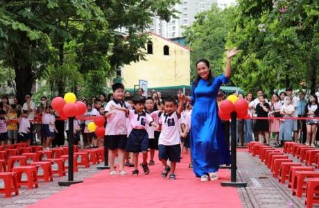 Học sinh trường Tiểu học Trung Tự chính thức tựu trường