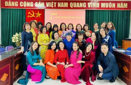 LỄ KẾT NẠP ĐẢNG VIÊN MỚI