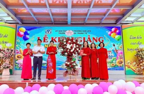 MÙA THU ĐỘC LẬP VÀ TIẾNG TRỐNG KHAI TRƯỜNG 