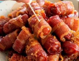 BACON CUỘN XÚC XÍCH XÔNG KHÓI