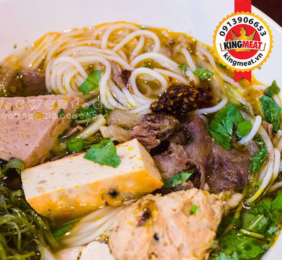 BÚN BÒ HUẾ CHẢ CUA CẦU TRE KHAY 500GR