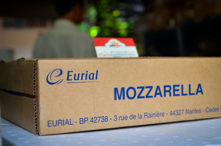 PHÔ MAI MOZZARELLA EURIAL - FRENCH MOZZARELLA CHEESE -  KHỐI 10 KG