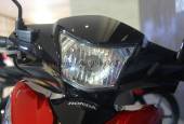 Pha-den-xe-WaveRSX-chinh-hang-Honda