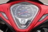 Dong-ho-cong-to-met-xe-Airblade-FI-chinh-hang-Honda