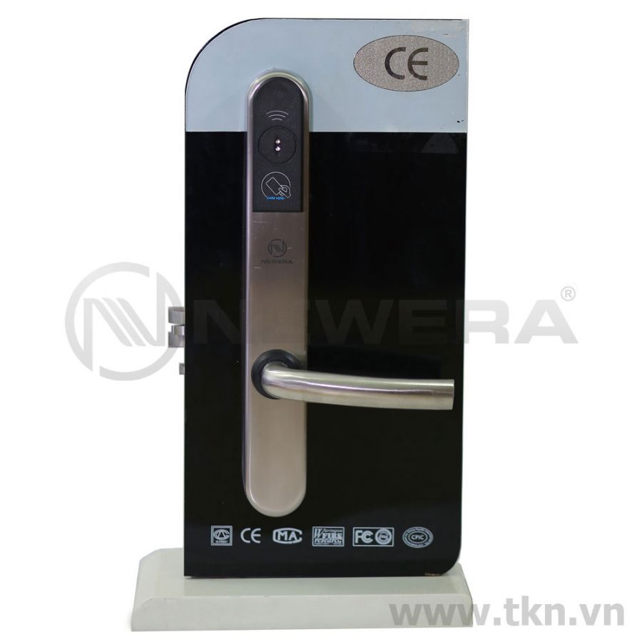 khóa thẻ từ