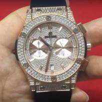 Dong-ho-Hublot-Diamond-sang-trong-dang-cap