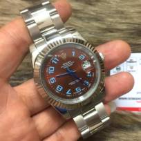 Dong-ho-Rolex-R1566-Size-40-sang-trong-dang-cap