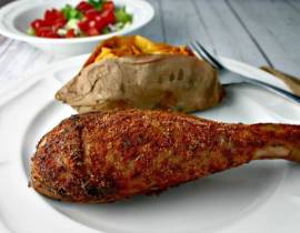 ĐÙI GÀ TÂY NƯỚNG ỚT PAPRIKA