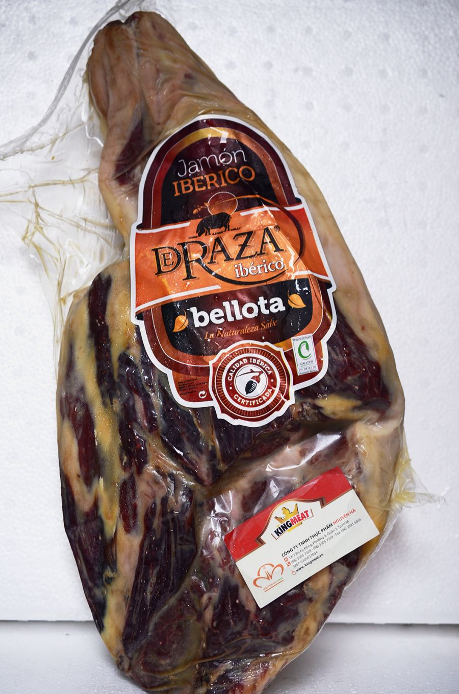 ĐÙI SAU KHÔNG XƯƠNG 36 THÁNG  CENTRO JAMON IBERICO G.R BONELESS (TÚI HÚT CHÂN KHÔNG)