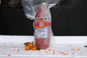XUC-XICH-KHO-DAN-MACH-SALAMI-DANOISE-NGUYEN-KHOI-DANISH-WHOLE