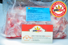 COT-LET-KHONG-XUONG-HEO-DEN-KUROBUTA-CP