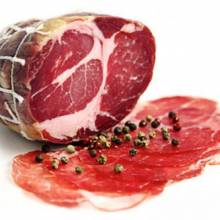 XUC-XICH-KHO-Y-COPPA-CAT-LAT-ITALIAN-DRY-PORK-COLLAR-SLICED